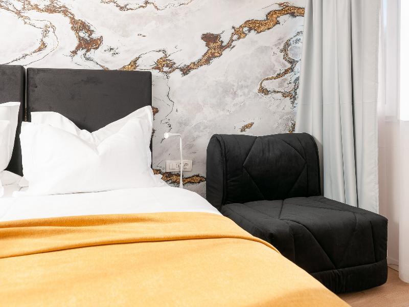Skaline Luxury Rooms Split Exterior photo